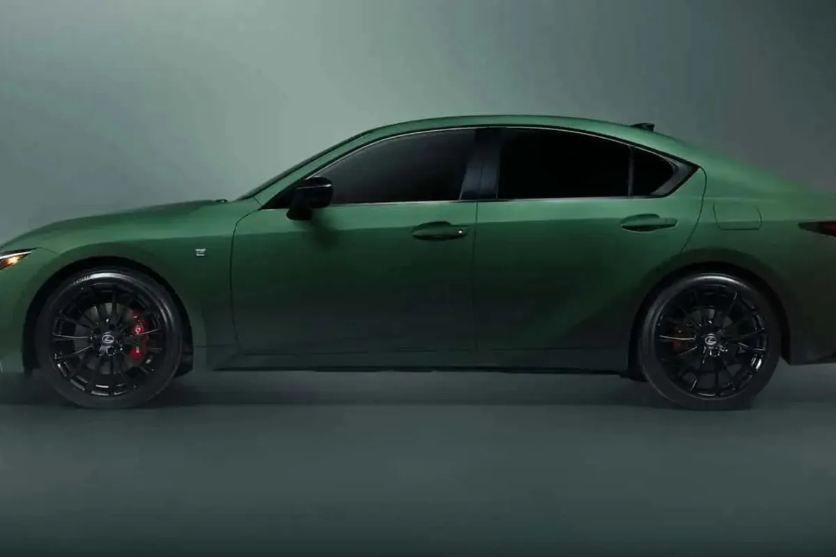 2027-lexus-is-special-appearance-package-2.jpg