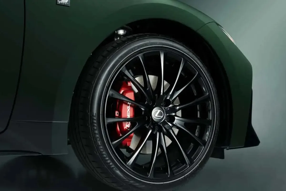 2027-lexus-is-special-appearance-package-5.jpg