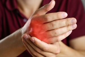 استرس چگونه به روماتیسم مفصلی شدت می‌دهد؟ 