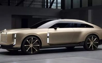 سدان فوق‌لوکس بنتلی با قدرت دیوانه‌وار می‌آید