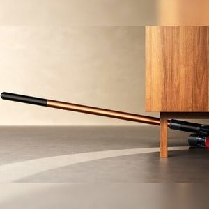 باریک‌ترین جاروبرقی مرطوب جهان رونمایی شد