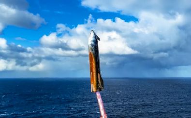 فرود فضاپیمای آسیب‌دیده موشک «استارشیپ» در اقیانوس هند/ ویدئو