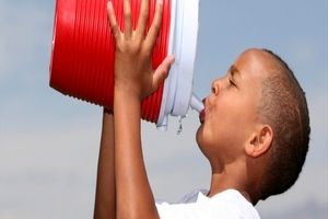 هوش مصنوعی در هر بار چت کردن یک بطری آب می‌نوشد