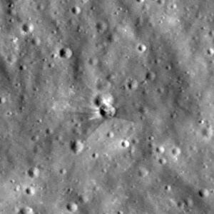عکس مدارگرد ناسا از محل برخورد «فالکون ۹» روی ماه
