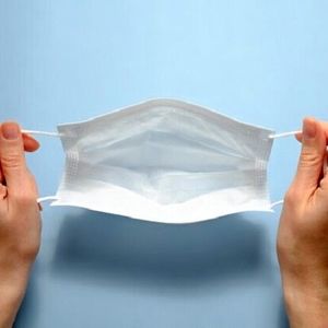 برای رهایی از میکروپلاستیک‌ها، ماسک خود را عوض کنید