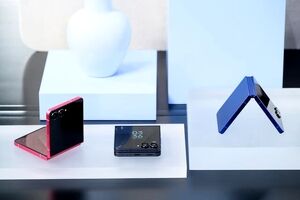 اپل در فکر دومین آیفون تاشو
