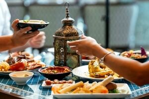۵ غذا که نباید افطار خود را با آنها باز کنید