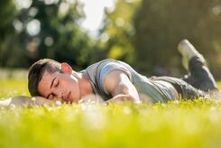 تابستان چگونه مغز را تحت تأثیر قرار می‌دهد؟