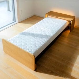 تخت‌خوابی که میز تلویزیون می‌شود