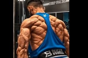 حتی هادی چوپان هم این عضلات پشت را ندارد/ ویدئو