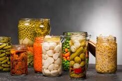 خطر مسمومیت با خیارشور و ترشی را جدی بگیرید