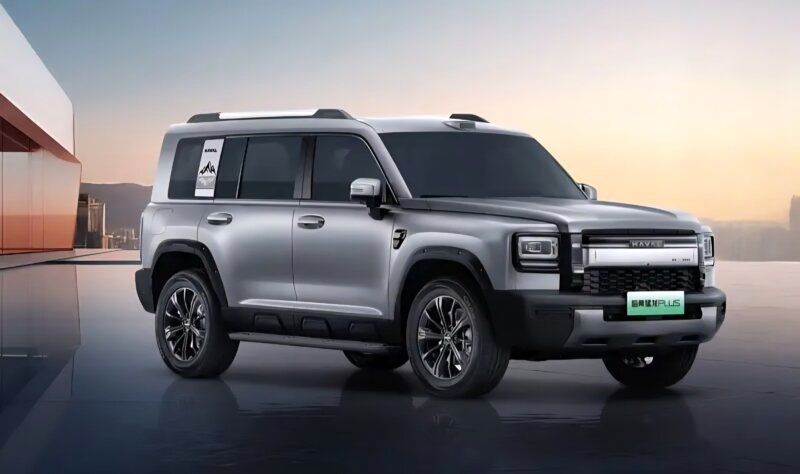 کپی چینی لندکروزر به بازار آمد / عکس